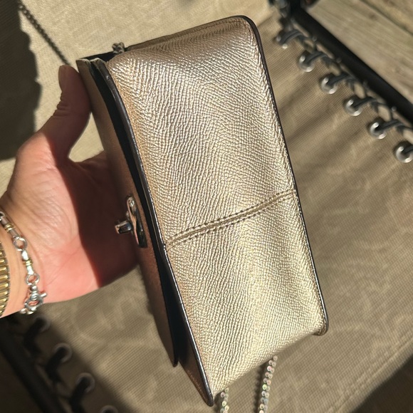 Coach Bowery crossbody. Gold with silver hardware and chain. VGC - Picture 4 of 15